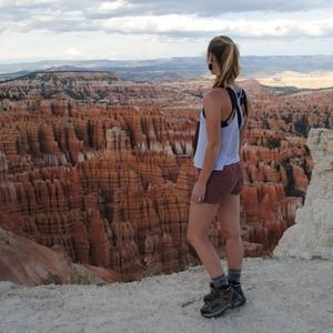 Meet your Posher, Steph